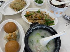 -凤凰楼酒家·粤宴点心(华强北店)