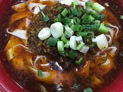 -雷祖芳老妈蹄花店