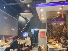 -老街烧烤大排档·地道湖北菜·龙虾馆(汉口火车站店)