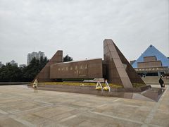 -上海市龙华烈士陵园