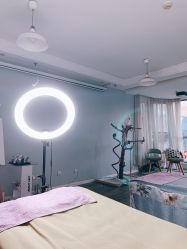 -一个差评成就的纹眉店