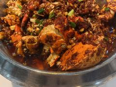 -凤凰路何眼镜香辣蟹(花果园店)