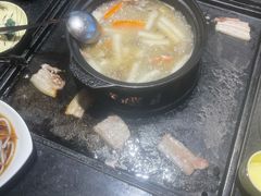 -有一锅·野生菌黑山羊腊排骨火锅(古城北门店)