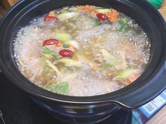 -陆记牛庄·碳锅龙虾烧烤(爱上花园店)