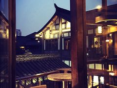 星巴克(宽窄巷子店)-星巴克臻选(成都宽窄巷子店)