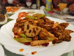 稻香蛙-苔圣园酒家(尊木汇国际艺术广场店)