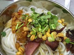 -红鼻子桂林米粉(金唐新光界店)