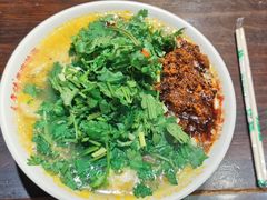 -青年路烩面馆(绿地世纪城店)