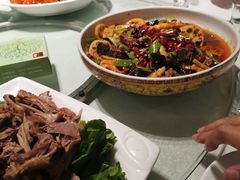 -吴记酱骨炖菜馆(康安路店)