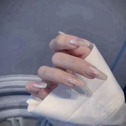 -悦指间美甲美睫