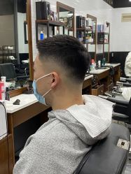 -MARTIN'S BARBER SHOP男士理发馆