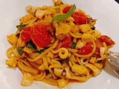 -卡佩罗意大利餐厅及酒吧Al Cappello Trattoria