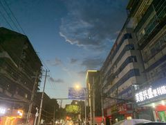-歌库K馆(人信汇店)