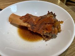 金牌酱棒骨-上关雪東北菜(中房金谊店)