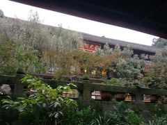 -峨眉山报国寺