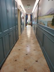 -静博士养生美容连锁