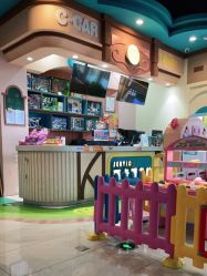 -纽西卡汽车小镇(大悦城店)