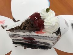 樱桃黑森林蛋糕-85度C(上海广元店)