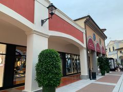 -佛罗伦萨小镇广佛名品奥特莱斯(疏港路店)