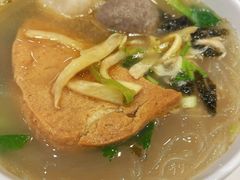 -上海浦东中心万枫酒店