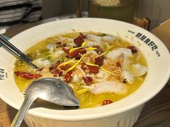 -酸渡·老坛酸菜鱼·现炒下饭菜(港惠新天地店)