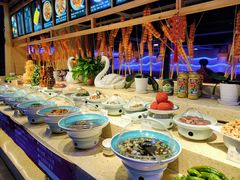 自助取餐区-挂雪铁锅炖大鹅