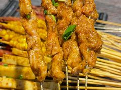 -老街烧烤大排档·地道湖北菜·龙虾馆(汉口火车站店)