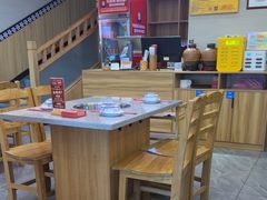 -阿婆情腊排骨火锅(金虹路店)