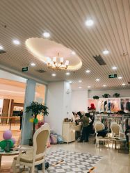 -小鬼当佳儿童摄影(房山龙湖熙悦天街店)