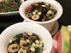 -菌自在·云南野生菌火锅(长安万达店)