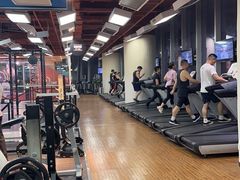 -奇迹健身金茂汇店