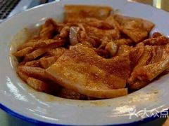 -马路牙子地桌烤肉(工体店)