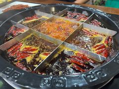 -重庆川渝肥妹火锅