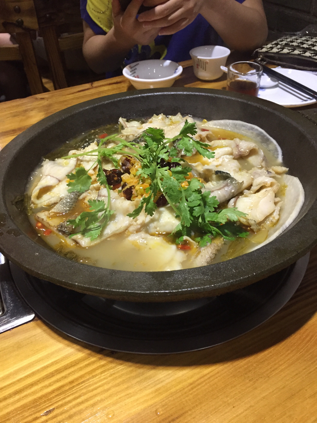 陕西通报6起涉安康一家石锅鱼！