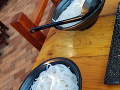 -桥香园过桥米线(国贸店)