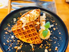 华夫饼-云里小坐·小院里·团建·宴请·下午茶(三圣乡店)