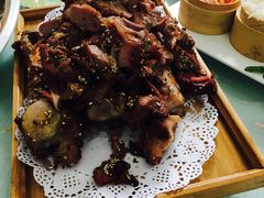 -红栌温泉山庄生态美食餐厅