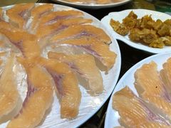 三文鱼刺身-沱江鱼府(丽江店)