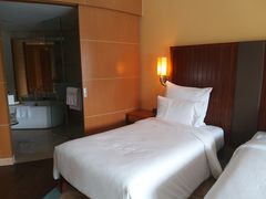 -上海佘山世茂艾美酒店