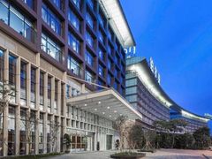 -广州白云机场雅高铂尔曼大酒店