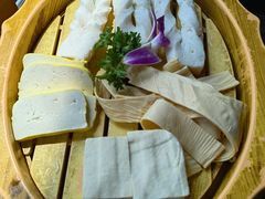 豆制品四拼-滇釜火锅·能喝汤的火锅(车公庄店)