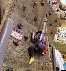 -卡通尼·Safari非洲探索乐园·生日会(金桥国际商业广场店)