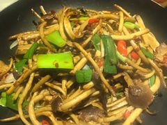 -辣猫龙虾(马泉营店)
