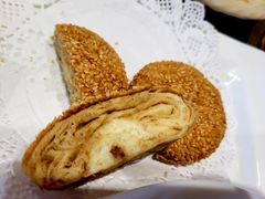 芝麻烧饼-额尔敦传统涮.冰煮羊火锅(乌兰察布体育场店)