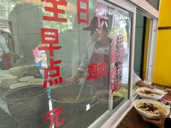 -文山荷鲜居(翠湖店)