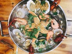 -老东镇啤酒屋海鲜加工·蒸汽海鲜·海鲜烧烤(台东店)