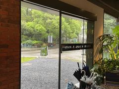 -J Create城市露营咖啡·简餐·宠物(上海动物园店)