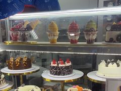 -DQ·蛋糕·冰淇淋(五棵松万达店)