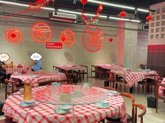 -洪霞餐馆·川菜·鲜货现炒(两江春城店)