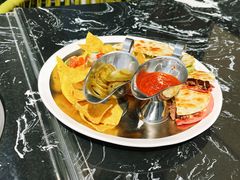 鸡牛双肉芝士墨西哥馅饼-The Rug Cafe(王府中环店)